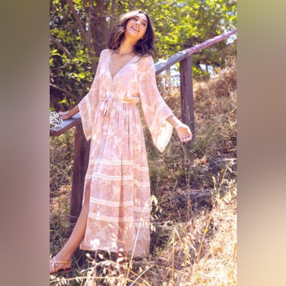 A COLLECTIVE STORY Empire Waist Tiered Maxi Dress Bohemian Floral Pink Size S